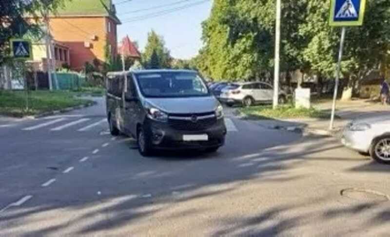 В Ростовской области девочка попала под колёса автомобиля на пешеходном переходе