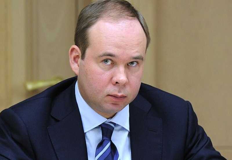 В Кремле обсуждают возможную отставку Антона Вайно и Сергея Кириенко
