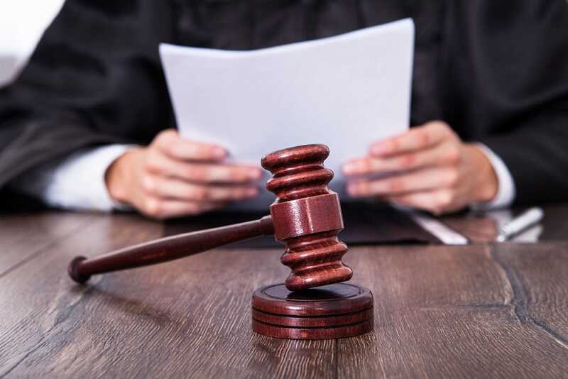 Следствие потребовало СИЗО для одного из обвиняемых, суд решил иначе
