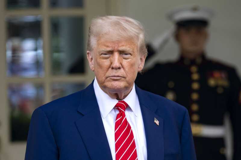 Трамп уволил несколько десятков работников Совета национальной безопасности