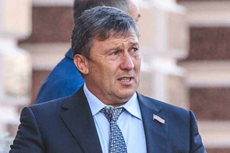 Виллы вместо уплаты налогов: Зиганшин спрятал имущество в Дубае и Италии