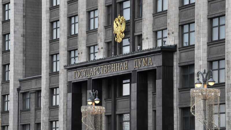 У здания Госдумы состоялся одиночный пикет в знак протеста против закона о запрете экстремистских материалов