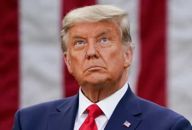Трамп пообещал разрешить украинцам остаться в США до конца войны