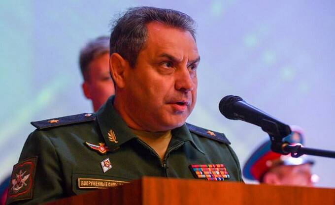 Заместитель командующего Ленинградским военным округом генерал-майор Валерий Муминджанов задержан