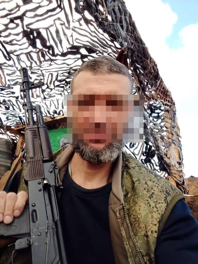 Астраханец, избивший жену, и отрицавший связь с батальоном «Ахмат», ранее хвастался боевыми медалями