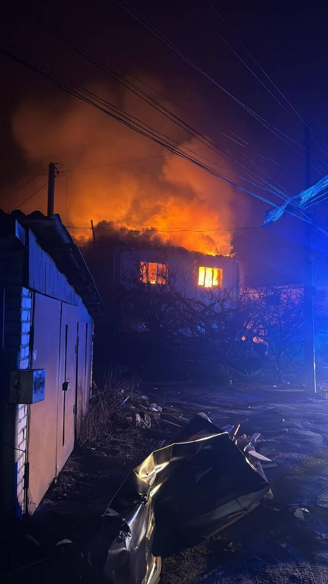 В результате атаки беспилотника в Киевской области разрушен многоквартирный дом: есть погибшие qqdikhiqrhidrqkmp