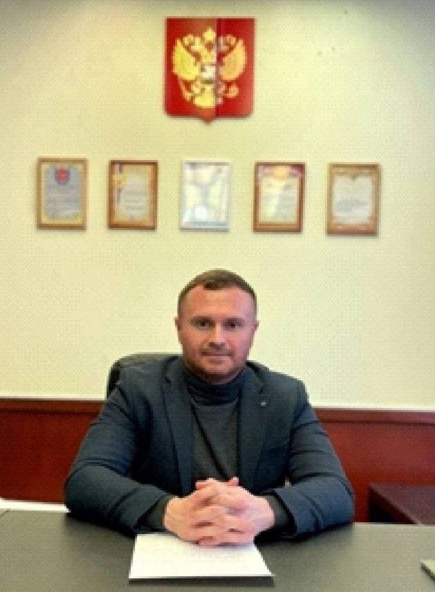 В Санкт-Петербурге бывший глава администрации Купчино получил 3 года за мошенничество rxiqheiqddiqeukmp